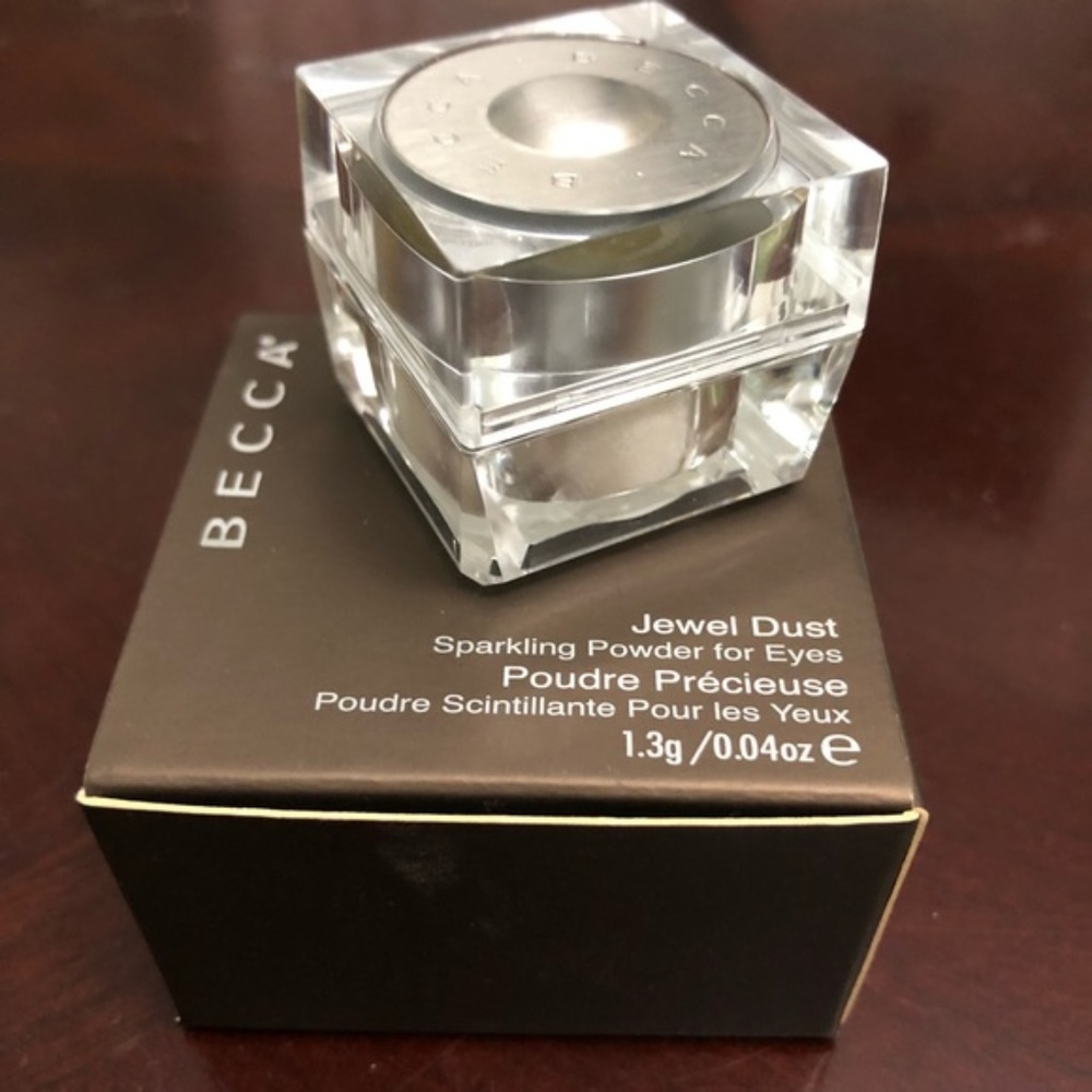 Becca Jewel Dust Sparkling powder in Laila, 1.3g